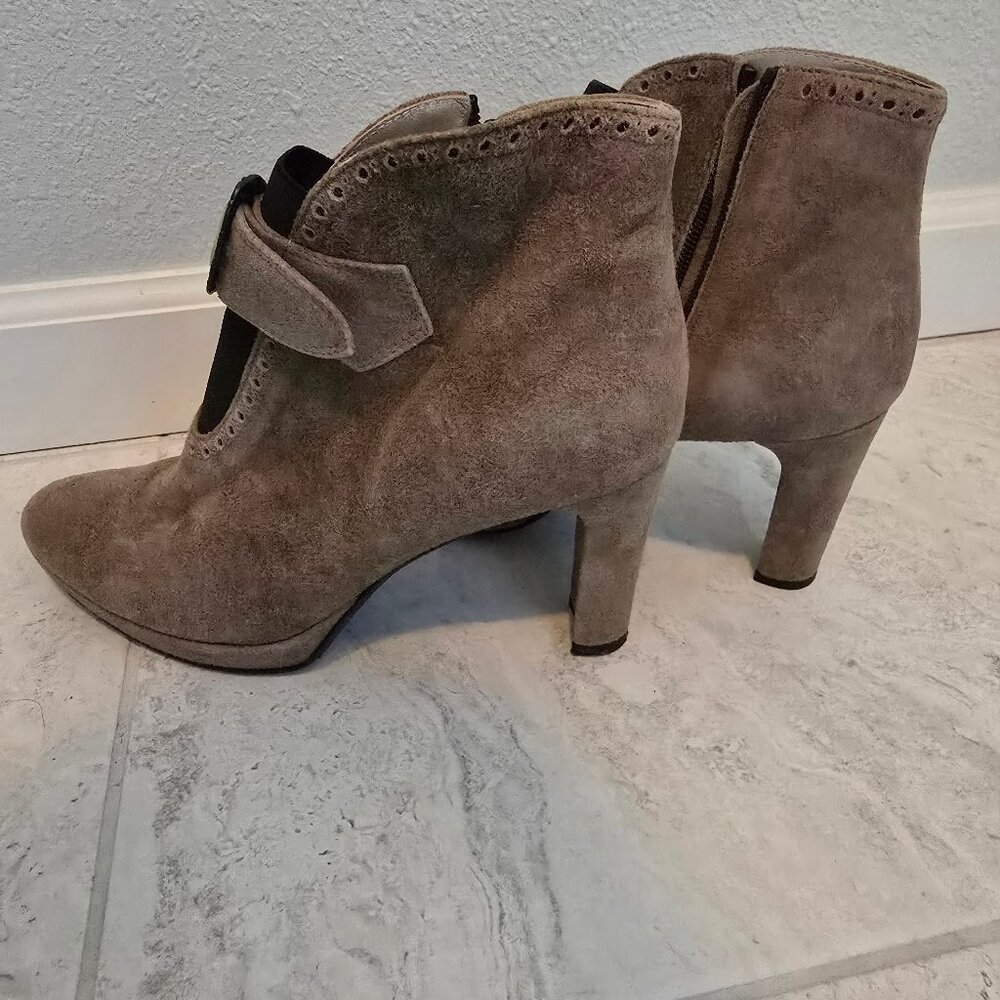 Dirndl Bua Brown Suede Boot Heels